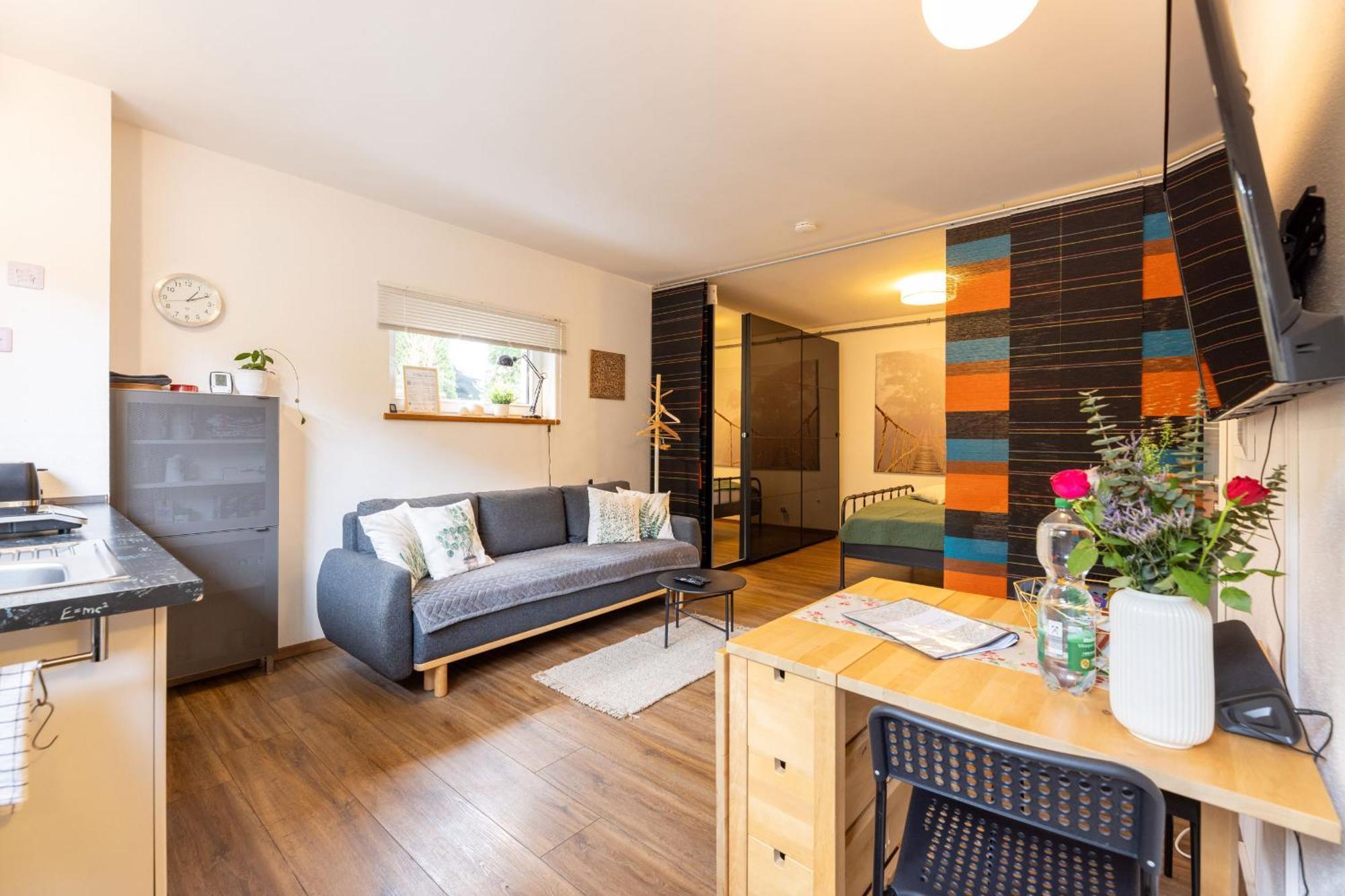 Ideal Fuer Kurze Aufenthalte - Gemuetliches 1-Zimmer-Apartment Adelsdorf Zewnętrze zdjęcie