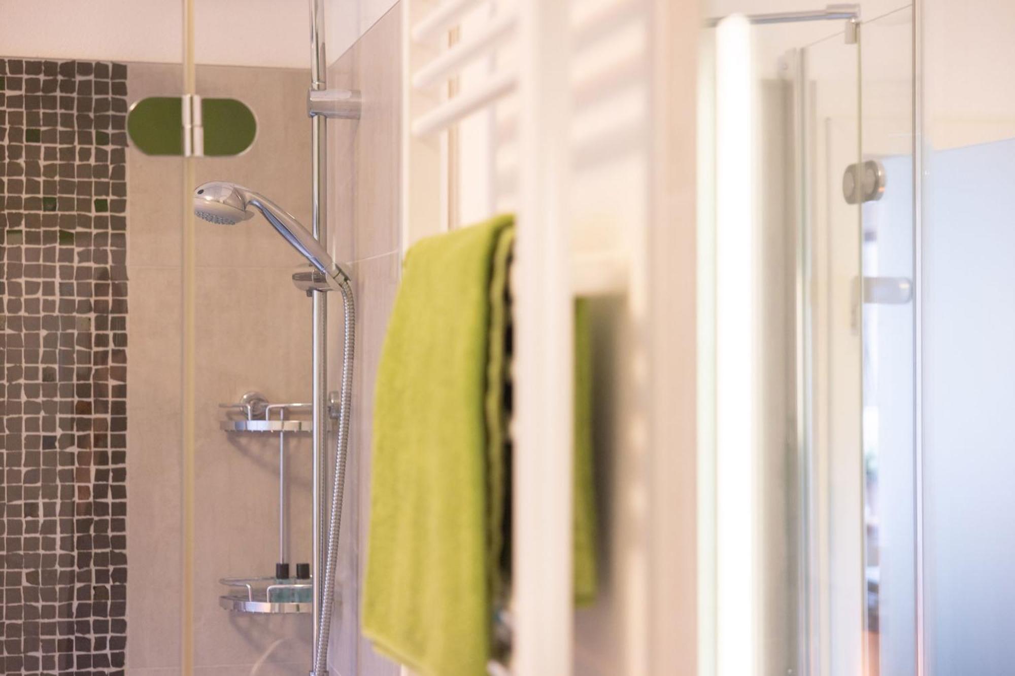 Ideal Fuer Kurze Aufenthalte - Gemuetliches 1-Zimmer-Apartment Adelsdorf Zewnętrze zdjęcie